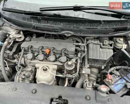 Серый Хонда Цивик, объемом двигателя 1.8 л и пробегом 230 тыс. км за 6350 $, фото 18 на Automoto.ua