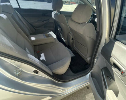 Серый Хонда Цивик, объемом двигателя 1.8 л и пробегом 234 тыс. км за 7300 $, фото 19 на Automoto.ua