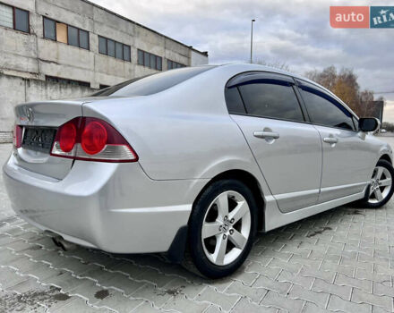 Серый Хонда Цивик, объемом двигателя 1.8 л и пробегом 168 тыс. км за 7650 $, фото 8 на Automoto.ua