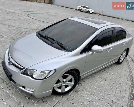 Серый Хонда Цивик, объемом двигателя 1.8 л и пробегом 168 тыс. км за 7650 $, фото 3 на Automoto.ua