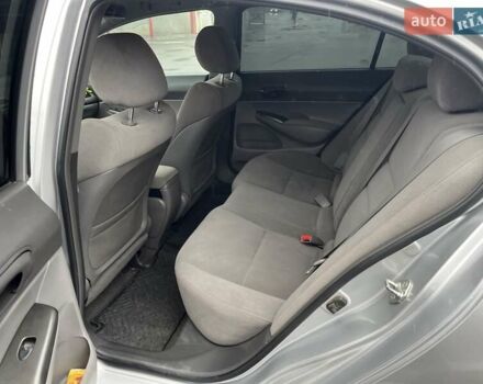 Серый Хонда Цивик, объемом двигателя 1.8 л и пробегом 230 тыс. км за 6350 $, фото 11 на Automoto.ua