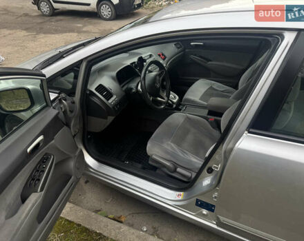 Серый Хонда Цивик, объемом двигателя 1.34 л и пробегом 224 тыс. км за 6200 $, фото 16 на Automoto.ua