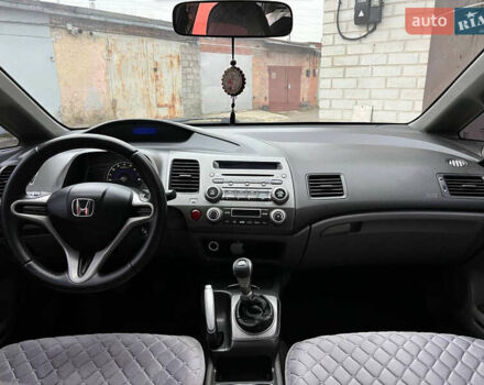 Серый Хонда Цивик, объемом двигателя 1.8 л и пробегом 267 тыс. км за 5700 $, фото 10 на Automoto.ua