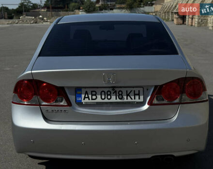 Серый Хонда Цивик, объемом двигателя 1.8 л и пробегом 234 тыс. км за 7300 $, фото 4 на Automoto.ua