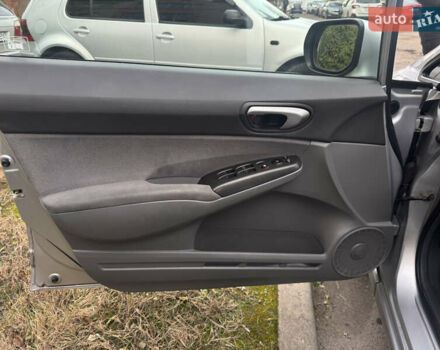 Серый Хонда Цивик, объемом двигателя 1.34 л и пробегом 224 тыс. км за 6200 $, фото 15 на Automoto.ua