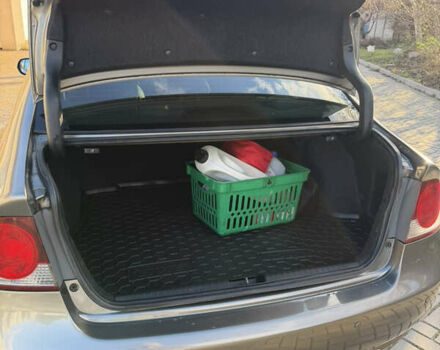 Серый Хонда Цивик, объемом двигателя 1.8 л и пробегом 148 тыс. км за 7400 $, фото 14 на Automoto.ua