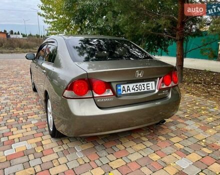 Серый Хонда Цивик, объемом двигателя 1.8 л и пробегом 268 тыс. км за 5800 $, фото 4 на Automoto.ua