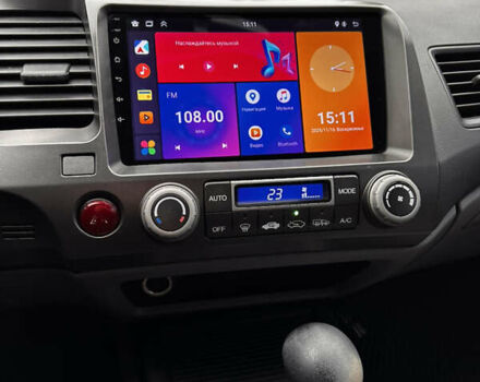 Серый Хонда Цивик, объемом двигателя 1.8 л и пробегом 250 тыс. км за 5700 $, фото 24 на Automoto.ua