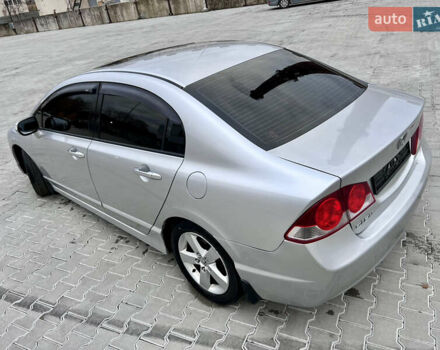 Серый Хонда Цивик, объемом двигателя 1.8 л и пробегом 168 тыс. км за 7650 $, фото 6 на Automoto.ua