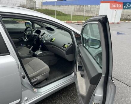Серый Хонда Цивик, объемом двигателя 1.8 л и пробегом 230 тыс. км за 6350 $, фото 8 на Automoto.ua