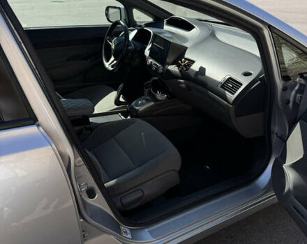 Серый Хонда Цивик, объемом двигателя 1.8 л и пробегом 234 тыс. км за 7300 $, фото 22 на Automoto.ua