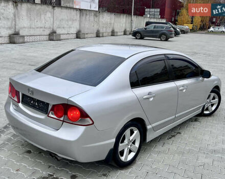 Серый Хонда Цивик, объемом двигателя 1.8 л и пробегом 168 тыс. км за 7650 $, фото 1 на Automoto.ua