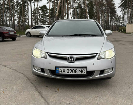 Серый Хонда Цивик, объемом двигателя 1.8 л и пробегом 230 тыс. км за 6300 $, фото 1 на Automoto.ua