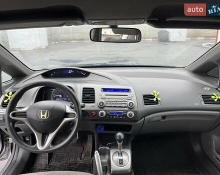 Серый Хонда Цивик, объемом двигателя 1.8 л и пробегом 230 тыс. км за 6350 $, фото 13 на Automoto.ua