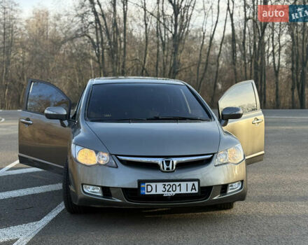 Сірий Хонда Сівік, об'ємом двигуна 1.8 л та пробігом 200 тис. км за 7600 $, фото 6 на Automoto.ua