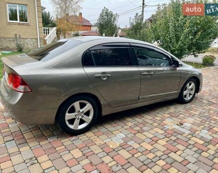 Серый Хонда Цивик, объемом двигателя 1.8 л и пробегом 268 тыс. км за 5800 $, фото 31 на Automoto.ua