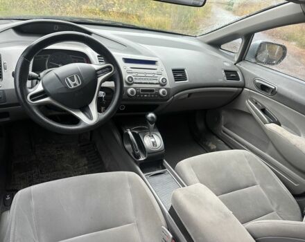 Сірий Хонда Сівік, об'ємом двигуна 1.8 л та пробігом 309 тис. км за 2650 $, фото 9 на Automoto.ua