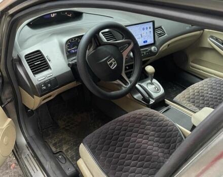 Серый Хонда Цивик, объемом двигателя 1.8 л и пробегом 2 тыс. км за 6200 $, фото 5 на Automoto.ua