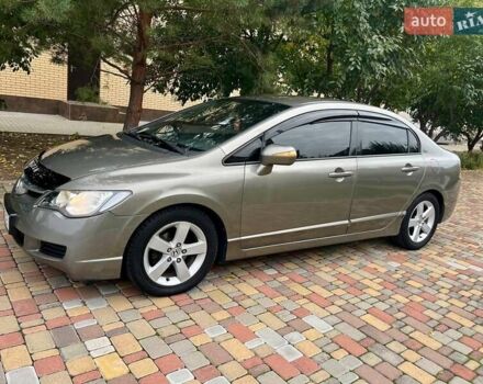 Серый Хонда Цивик, объемом двигателя 1.8 л и пробегом 268 тыс. км за 5800 $, фото 5 на Automoto.ua