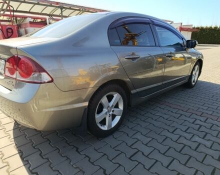 Серый Хонда Цивик, объемом двигателя 1.8 л и пробегом 225 тыс. км за 5500 $, фото 3 на Automoto.ua