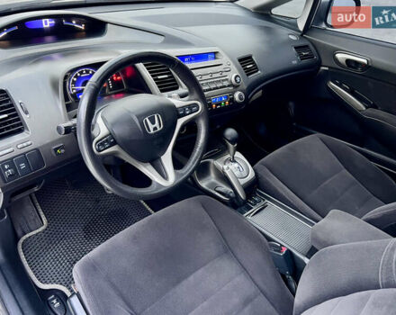 Серый Хонда Цивик, объемом двигателя 1.8 л и пробегом 168 тыс. км за 7650 $, фото 39 на Automoto.ua