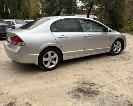 Серый Хонда Цивик, объемом двигателя 1.8 л и пробегом 346 тыс. км за 5500 $, фото 7 на Automoto.ua