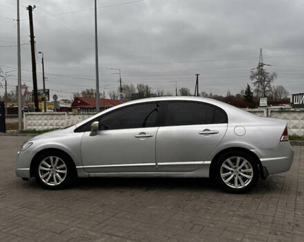 Серый Хонда Цивик, объемом двигателя 1.8 л и пробегом 250 тыс. км за 5700 $, фото 6 на Automoto.ua