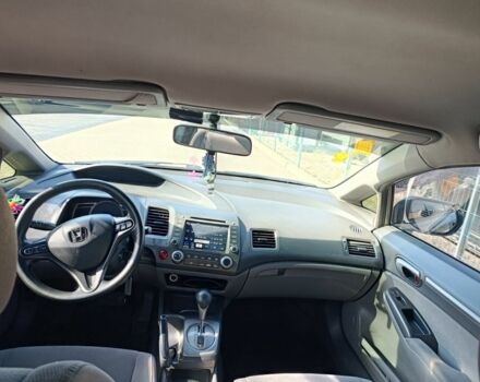 Серый Хонда Цивик, объемом двигателя 1.8 л и пробегом 225 тыс. км за 5500 $, фото 5 на Automoto.ua