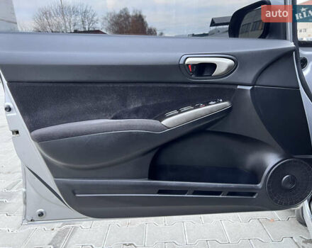 Серый Хонда Цивик, объемом двигателя 1.8 л и пробегом 168 тыс. км за 7650 $, фото 38 на Automoto.ua