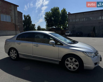 Серый Хонда Цивик, объемом двигателя 1.8 л и пробегом 234 тыс. км за 7300 $, фото 8 на Automoto.ua