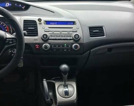 Серый Хонда Цивик, объемом двигателя 1.8 л и пробегом 268 тыс. км за 5800 $, фото 32 на Automoto.ua