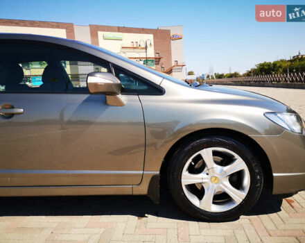 Сірий Хонда Сівік, об'ємом двигуна 1.8 л та пробігом 105 тис. км за 7200 $, фото 12 на Automoto.ua