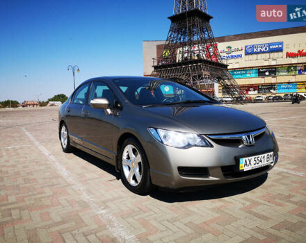 Сірий Хонда Сівік, об'ємом двигуна 1.8 л та пробігом 105 тис. км за 7200 $, фото 18 на Automoto.ua