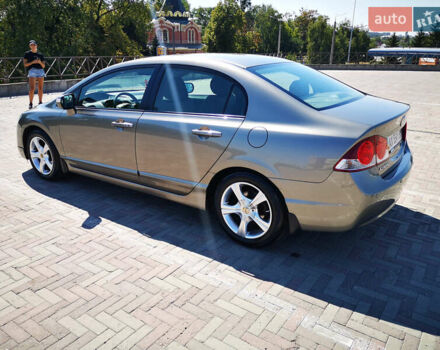 Сірий Хонда Сівік, об'ємом двигуна 1.8 л та пробігом 105 тис. км за 7200 $, фото 6 на Automoto.ua