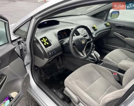 Серый Хонда Цивик, объемом двигателя 1.8 л и пробегом 230 тыс. км за 6350 $, фото 14 на Automoto.ua