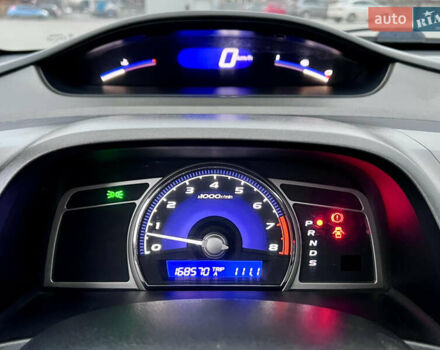 Серый Хонда Цивик, объемом двигателя 1.8 л и пробегом 168 тыс. км за 7650 $, фото 27 на Automoto.ua