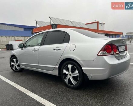 Серый Хонда Цивик, объемом двигателя 1.8 л и пробегом 230 тыс. км за 6350 $, фото 7 на Automoto.ua