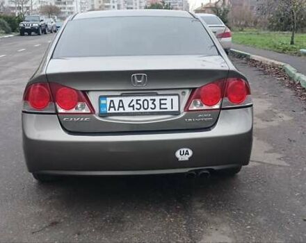 Серый Хонда Цивик, объемом двигателя 1.8 л и пробегом 268 тыс. км за 5800 $, фото 5 на Automoto.ua