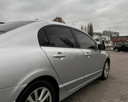 Серый Хонда Цивик, объемом двигателя 1.8 л и пробегом 250 тыс. км за 5700 $, фото 11 на Automoto.ua