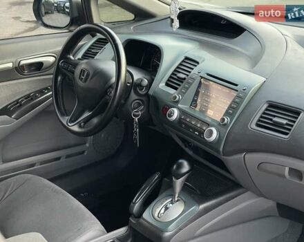 Серый Хонда Цивик, объемом двигателя 1.8 л и пробегом 229 тыс. км за 5990 $, фото 20 на Automoto.ua