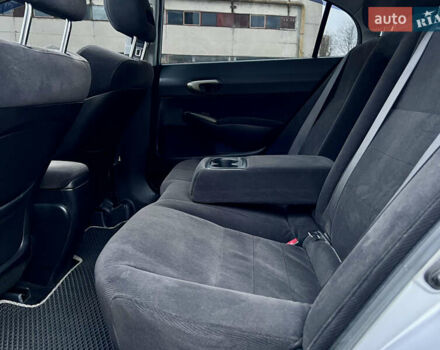 Серый Хонда Цивик, объемом двигателя 1.8 л и пробегом 168 тыс. км за 7650 $, фото 41 на Automoto.ua