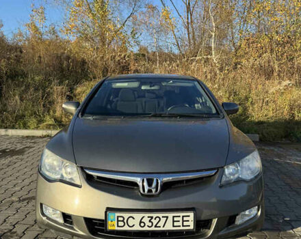 Серый Хонда Цивик, объемом двигателя 1.3 л и пробегом 215 тыс. км за 5500 $, фото 2 на Automoto.ua