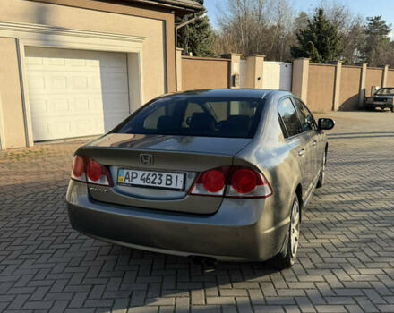 Серый Хонда Цивик, объемом двигателя 1.8 л и пробегом 148 тыс. км за 7400 $, фото 5 на Automoto.ua