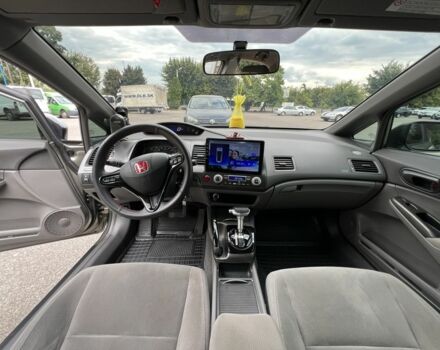 Серый Хонда Цивик, объемом двигателя 1.8 л и пробегом 237 тыс. км за 6800 $, фото 10 на Automoto.ua