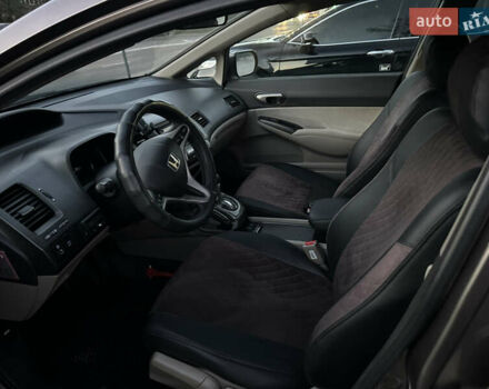 Сірий Хонда Сівік, об'ємом двигуна 1.4 л та пробігом 200 тис. км за 7100 $, фото 6 на Automoto.ua