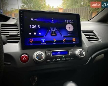 Сірий Хонда Сівік, об'ємом двигуна 1.4 л та пробігом 155 тис. км за 7500 $, фото 19 на Automoto.ua