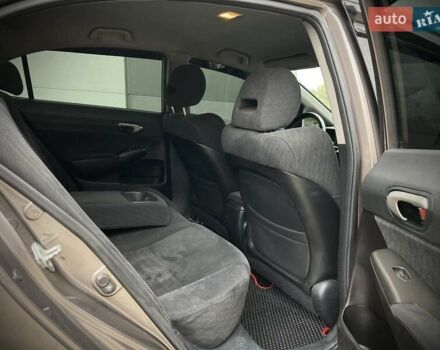 Сірий Хонда Сівік, об'ємом двигуна 1.4 л та пробігом 155 тис. км за 7500 $, фото 10 на Automoto.ua