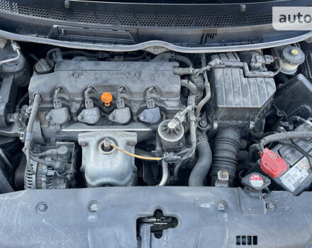 Сірий Хонда Сівік, об'ємом двигуна 1.8 л та пробігом 163 тис. км за 7600 $, фото 12 на Automoto.ua