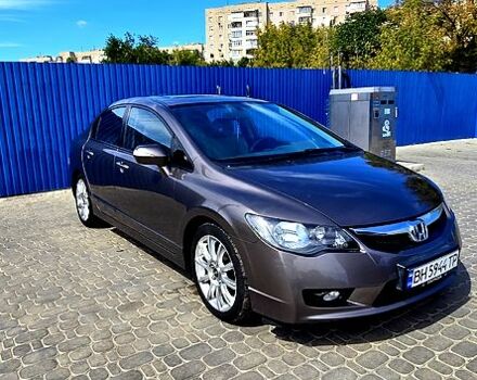 Сірий Хонда Сівік, об'ємом двигуна 1.3 л та пробігом 254 тис. км за 5800 $, фото 2 на Automoto.ua