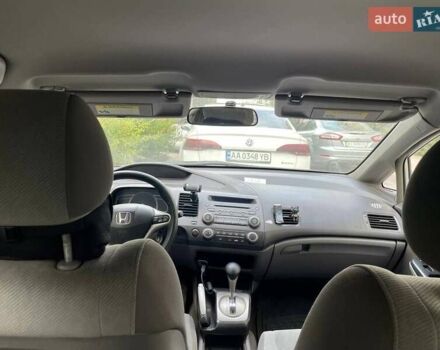 Серый Хонда Цивик, объемом двигателя 1.8 л и пробегом 204 тыс. км за 8000 $, фото 8 на Automoto.ua